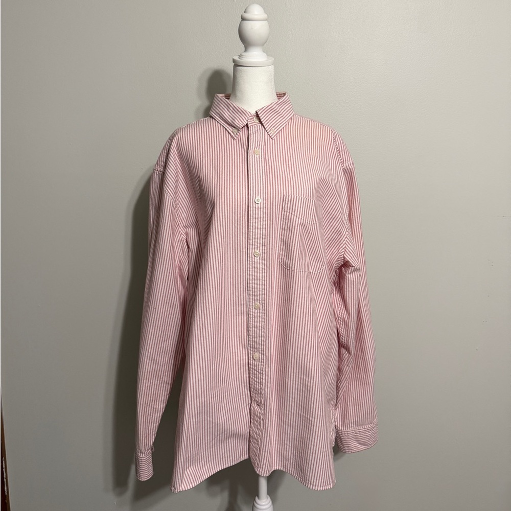 Banana Republic Men's Light Red/White Striped Button Down Shirt